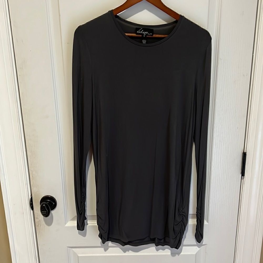 New DeLuxe by Its Long Top Gray with Ruching